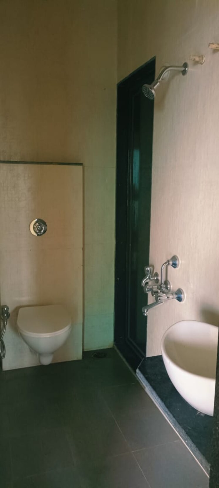 Bathroom, vihang-valley-phase-3 1 Bedroom 425 Sq.Ft. Apartment In Kasarvadavali Thane 9003329