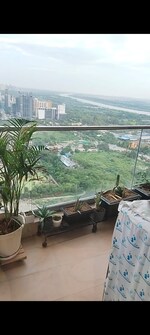 2.5 BHK + Servant Room 1150 Sq.Ft. Apartment in Aims Golf City