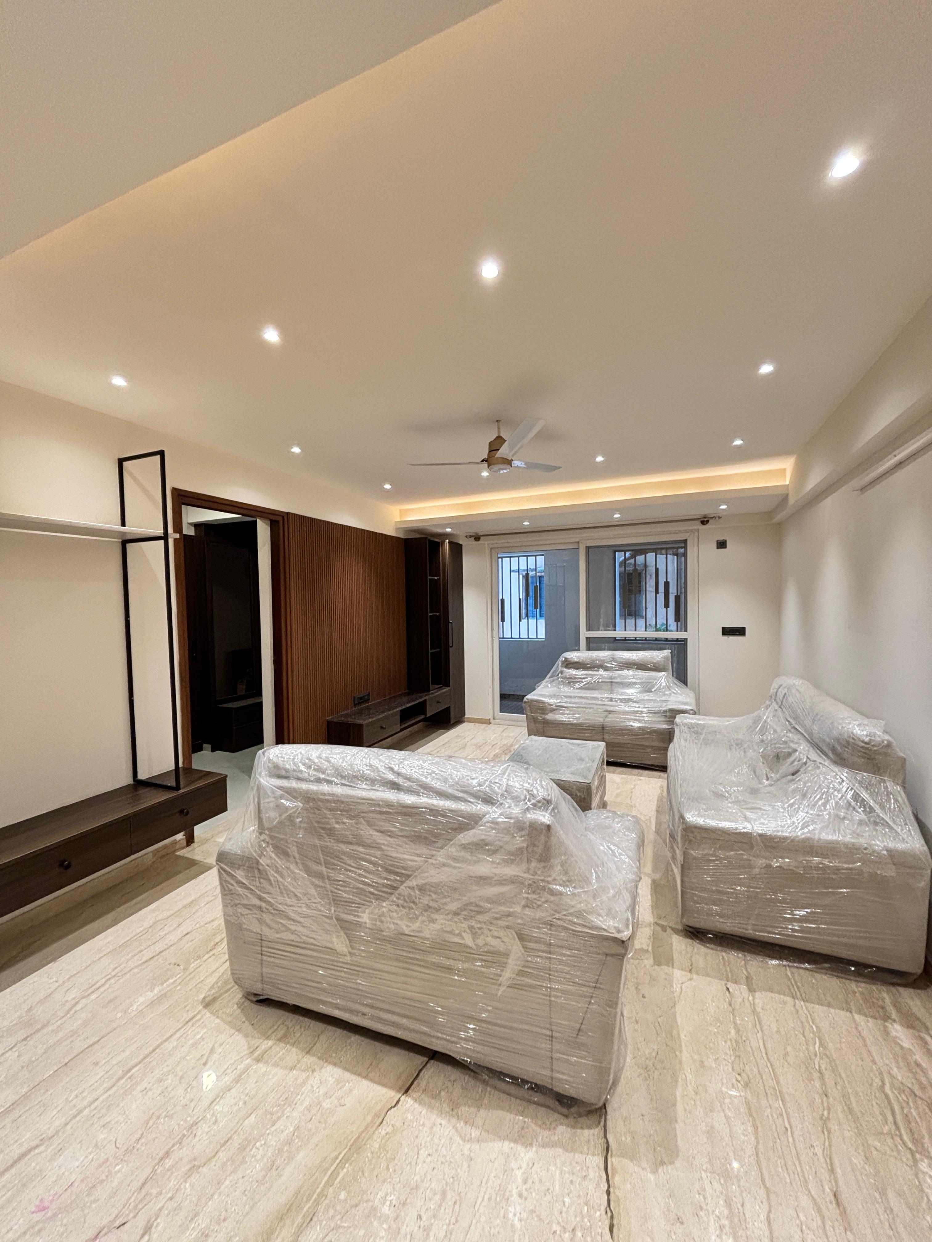 4 BHK + Servant Room Apartment For Rent in Dream Grandeur 