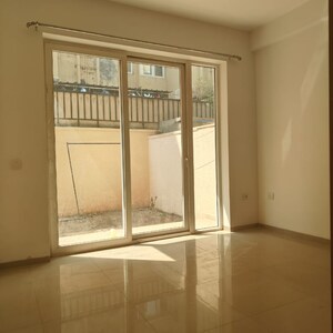 Room in 3.5 BHK Apartment at Emaar Emerald Floors, Sector 65 – for Sale