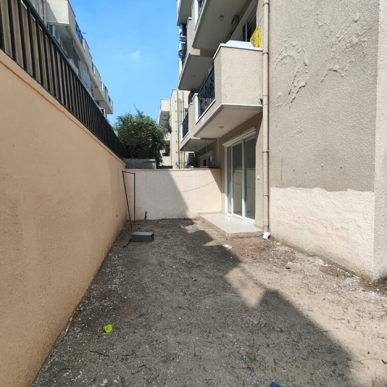 Other, emaar-emerald-floors 3.5 Bedroom 1500 Sq.Ft. Apartment In Sector 65 Gurgaon 9003384