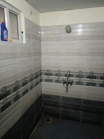 Attached Bathroom in 2 BHK Apartment at Chinhat – for Rent