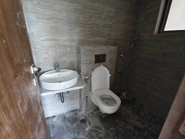Bathroom, hubtown-seasons 2 Bedroom 754 Sq.Ft. Apartment In Chembur Mumbai 9003410