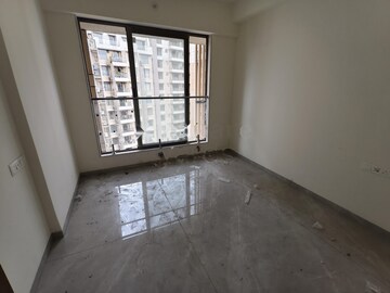 Room in 2 BHK Apartment at Hubtown Seasons, Chembur – for Rent
