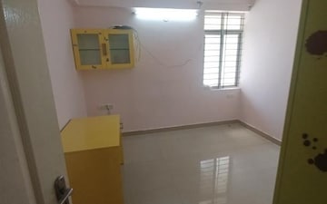 Room in 2 BHK Apartment at SV Brindavanam, Panathur – for Rent