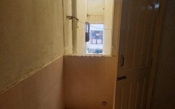 Bathroom in 2 BHK Apartment at SV Brindavanam, Panathur – for Rent