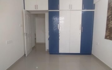 Room in 2 BHK Apartment at SV Brindavanam, Panathur – for Rent