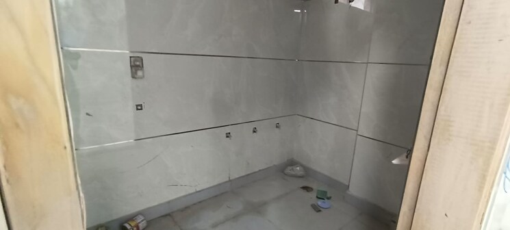 Bathroom, burari 3 Bedroom 1350 Sq.Ft. Apartment In Burari Delhi 9003414