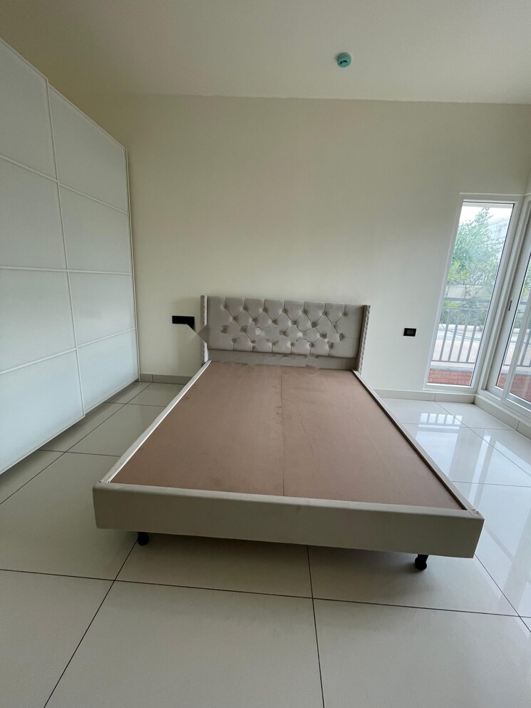 Kitchen, keya-around-the-life 4 Bedroom 2501 Sq.Ft. Apartment In Whitefield Bangalore 9003442