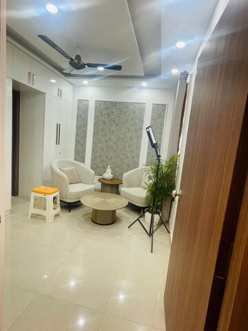Team Area in 2 BHK Apartment at Shree Vardhman Green Court, Sector 90 – for Sale