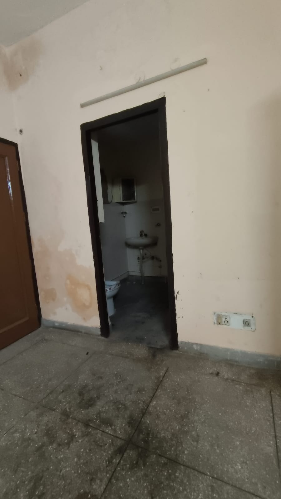 2 BHK Apartment For Rent in Gaur City 2 - 14th Avenue