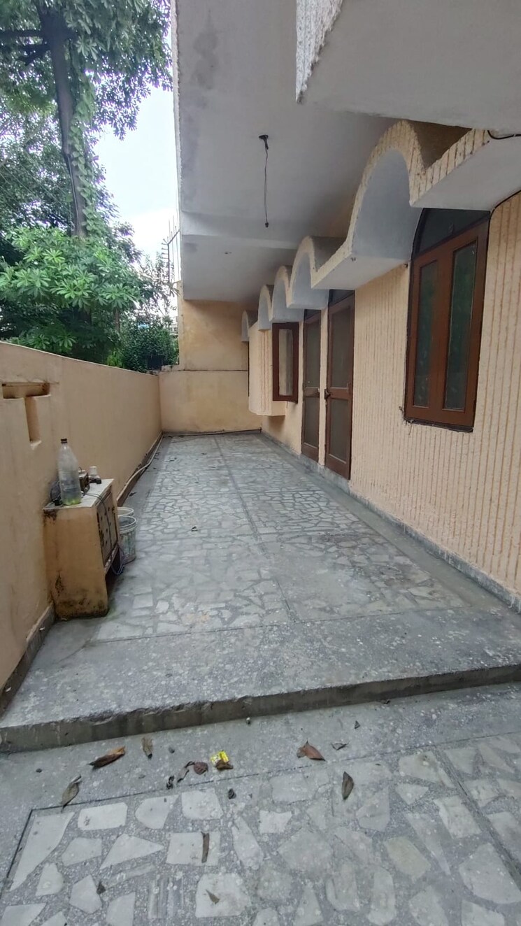 Room, gaur-city-2-14th-avenue 2 Bedroom 955 Sq.Ft. Apartment In Sector 16c Greater Noida Greater Noida 9003464