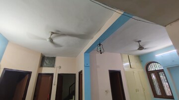 Team Area in 2 BHK Apartment at Gaur City 2 - 14th Avenue, Sector 16c Greater Noida – for Rent