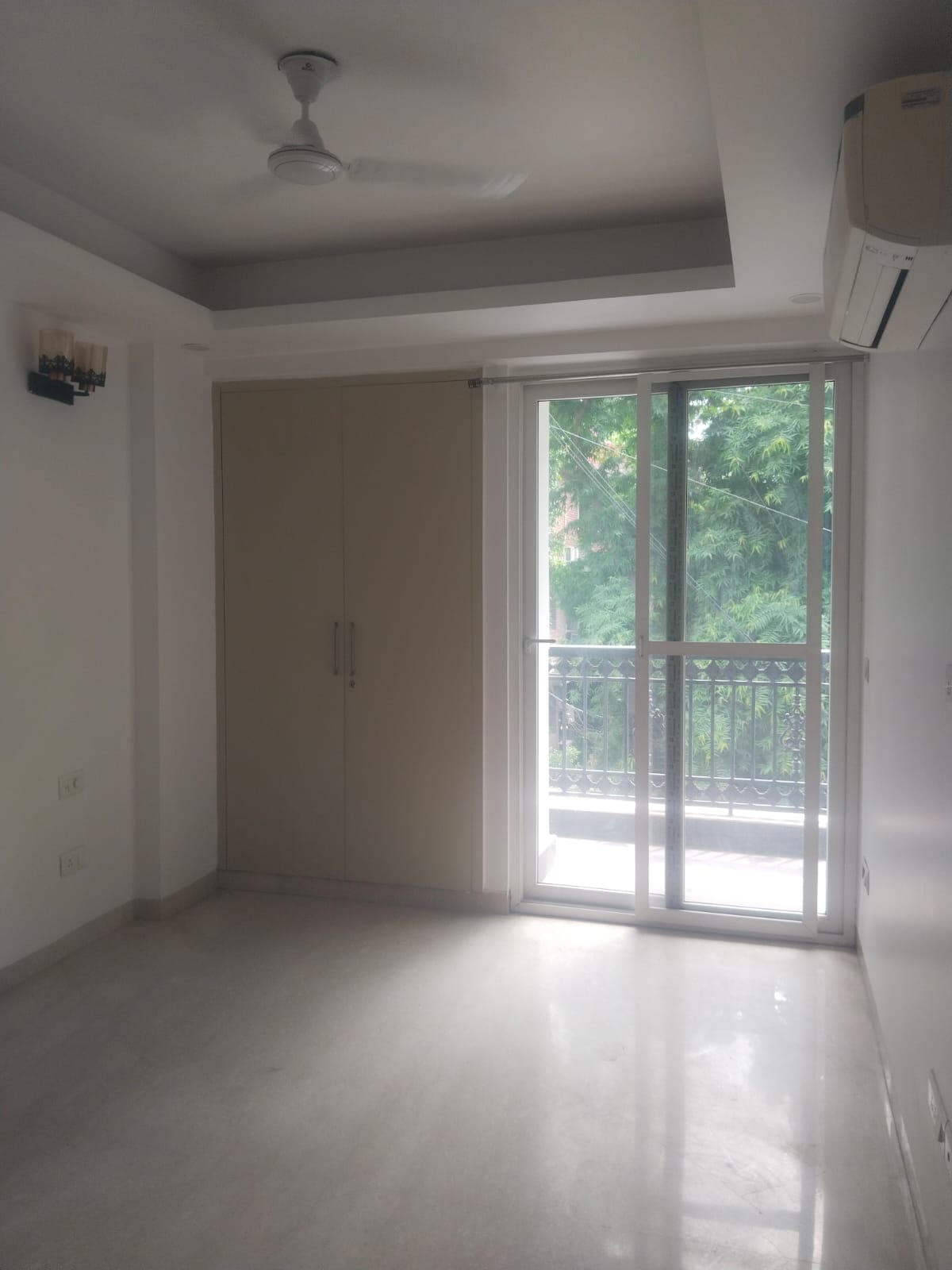3 BHK + Study Room Apartment For Rent in Gk 1 Gratar Kailas 