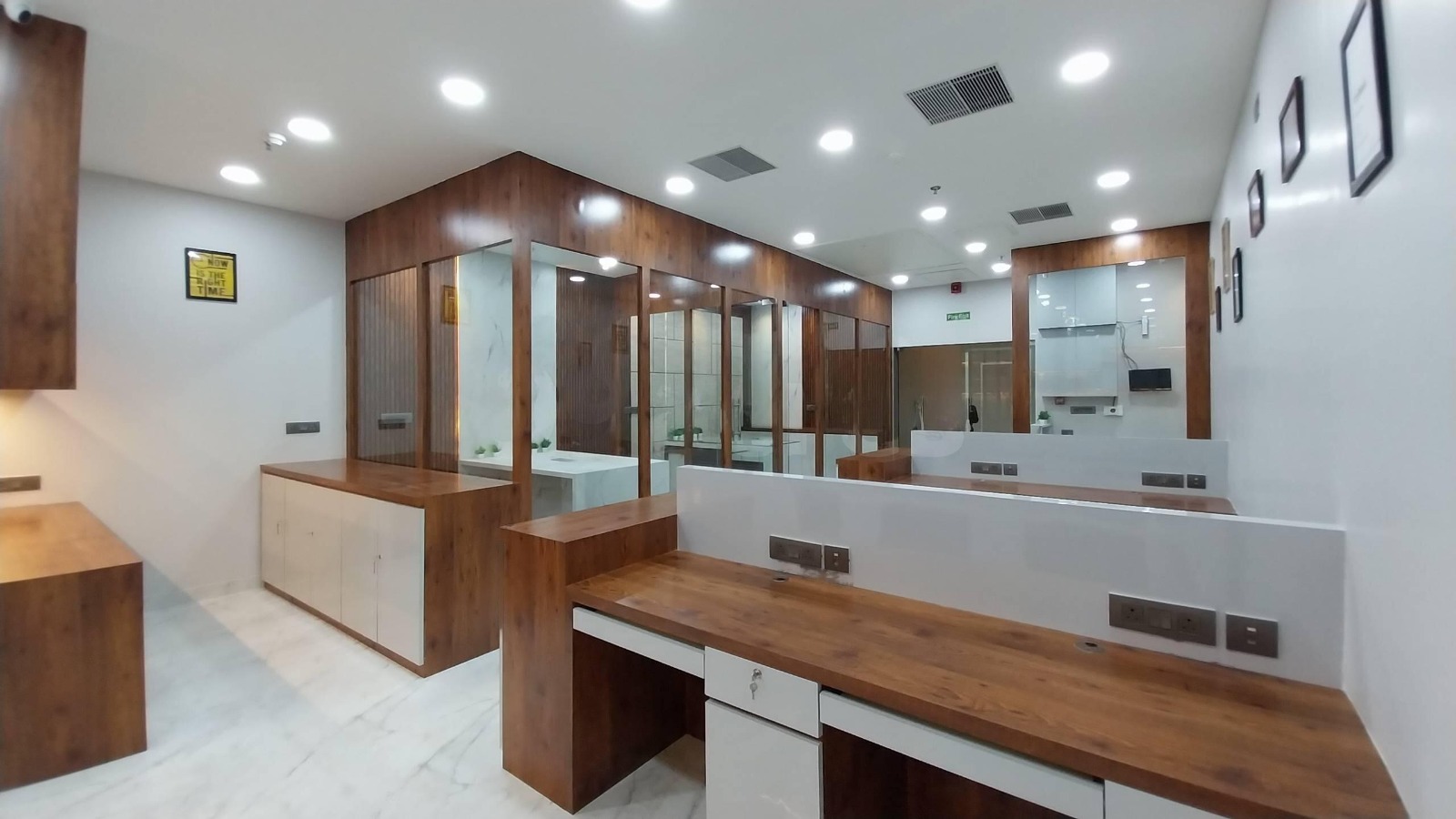 Office Space For Rent in Mani Casadona