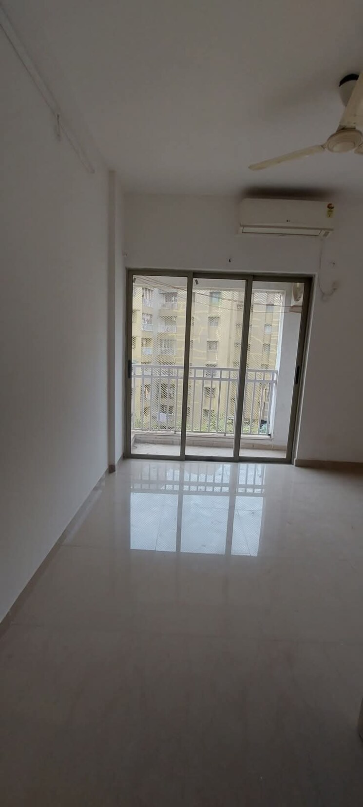 Living Room, lodha-casa-rio 1.5 Bedroom 564 Sq.Ft. Apartment In Dombivli East Thane 9003602