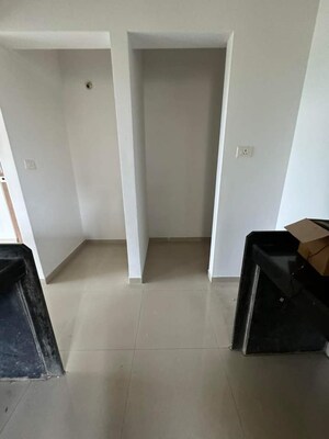 Team Area in 1.5 BHK Apartment at Lodha Casa Rio, Dombivli East – for Sale