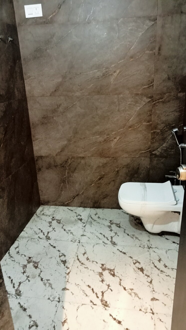 Bathroom, preet-shivam-residency 2 Bedroom 800 Sq.Ft. Apartment In Ravet Pune 9003619