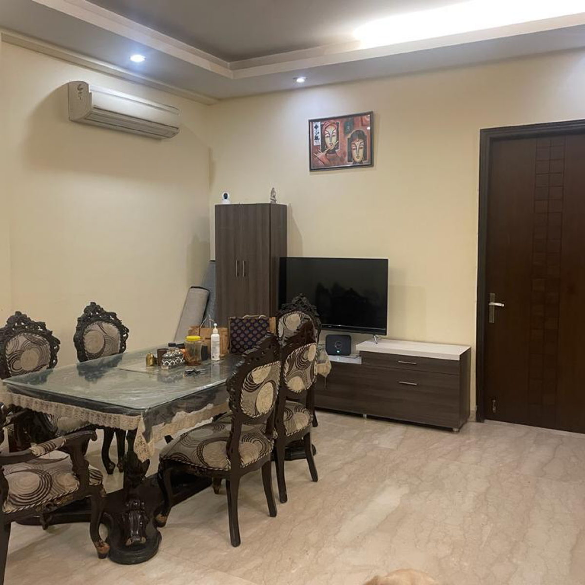 2 BHK Builder Floor For Rent in Senior Mall