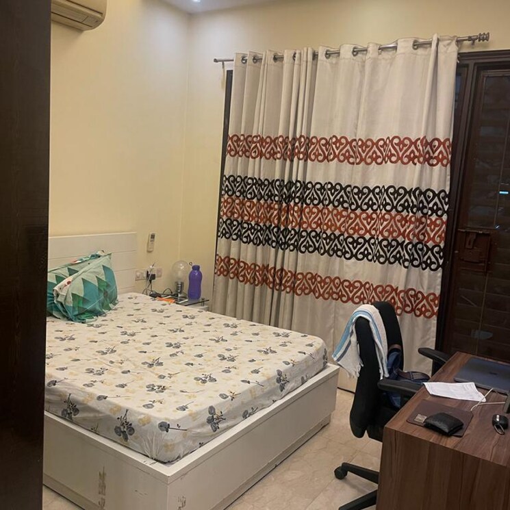 Bedroom, senior-mall 2 Bedroom 1450 Sq.Ft. Builder Floor In Sector 18 Noida 9003669