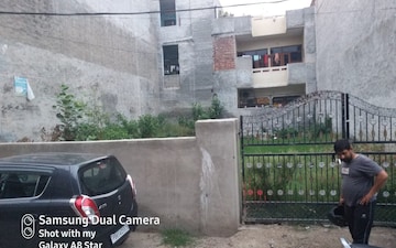 Plot For Sale in Preet Colony