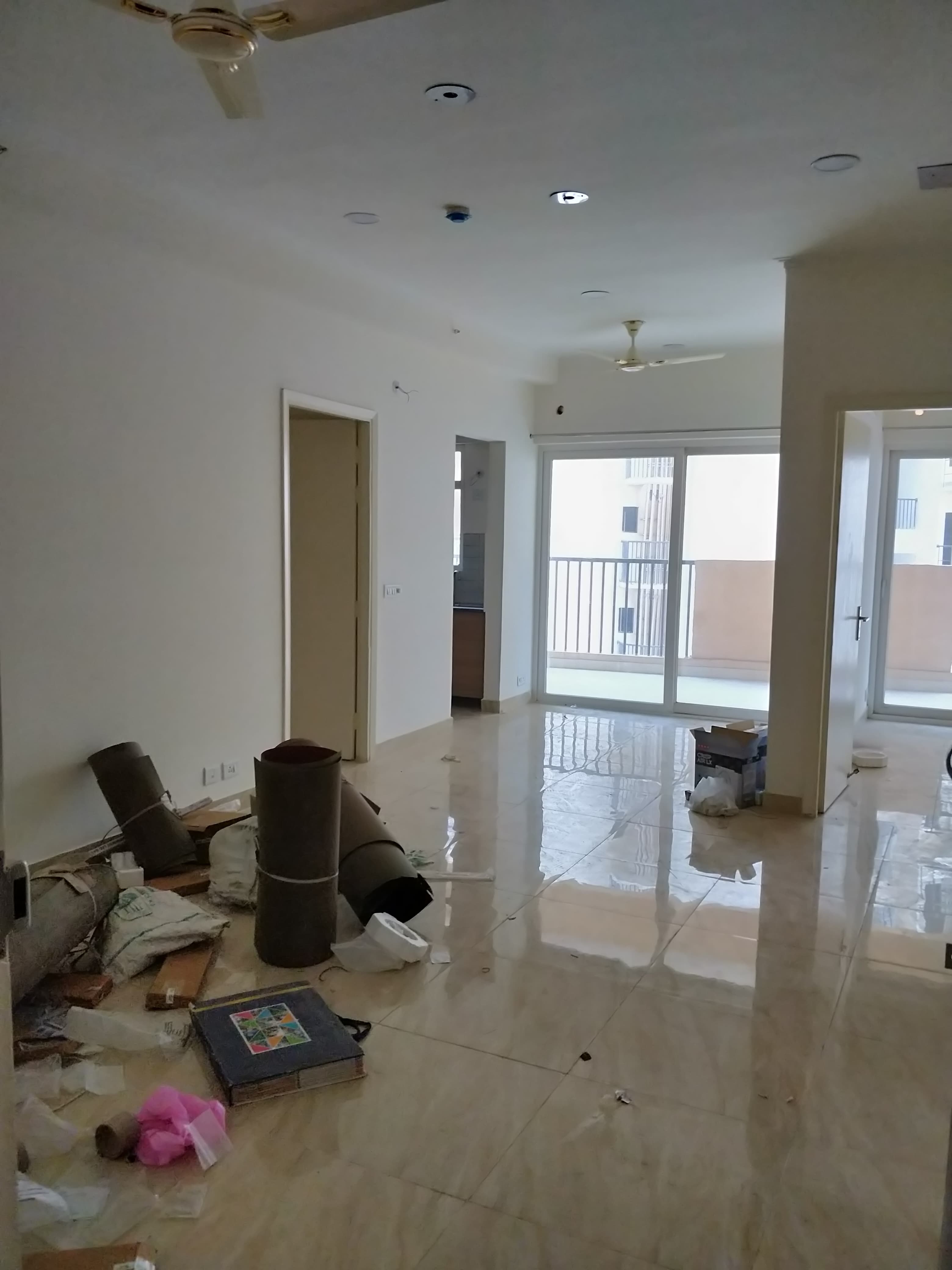 3 BHK Apartment For Rent in Gaur City 2 - 14th Avenue