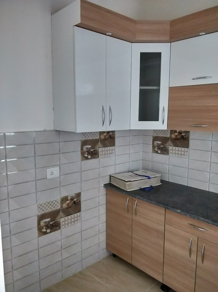 Kitchen, gaur-city-2-14th-avenue 3 Bedroom 740 Sq.Ft. Apartment In Sector 16c Greater Noida Greater Noida 9003657