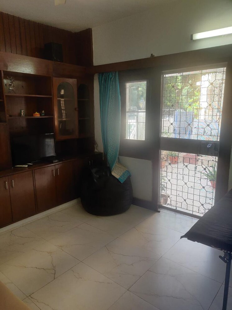 Living Room, aradhna-apartments 3 Bedroom 1800 Sq.Ft. Apartment In Tughlakabad Delhi 9003677