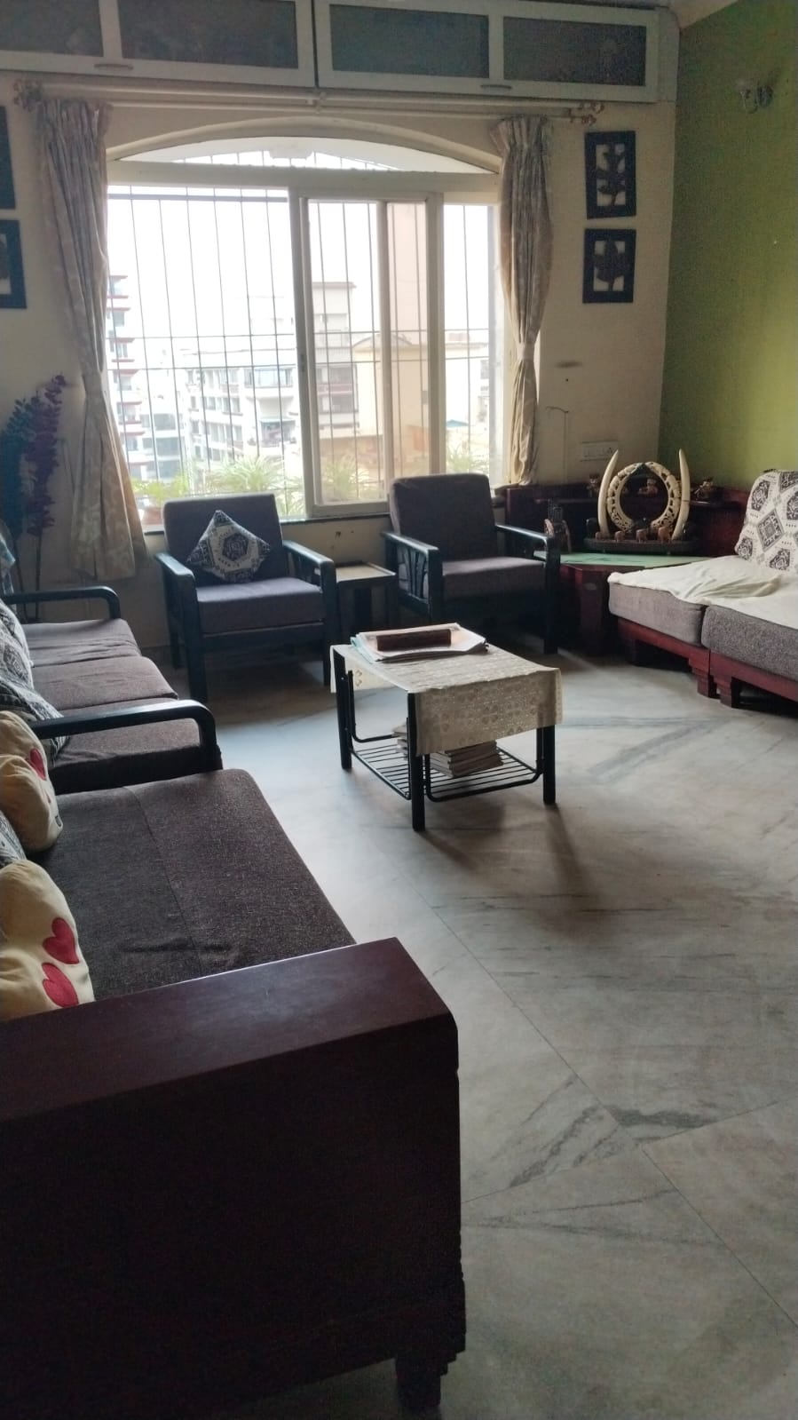 4 BHK 2500 Sq.Ft. Apartment in Sunshree Woods