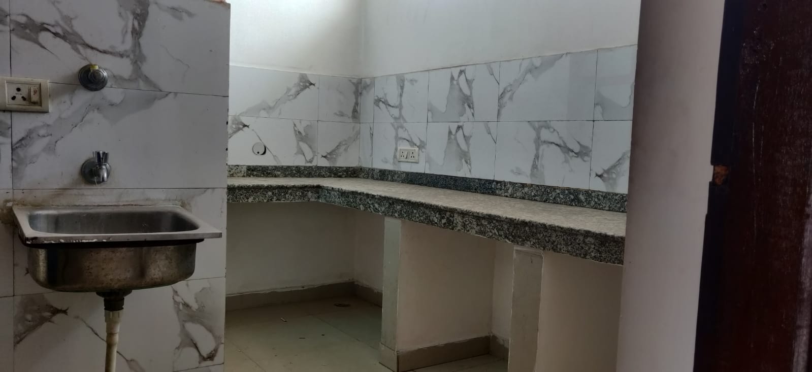 2 BHK Apartment For Rent in Gaur City 7th Avenue