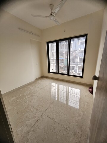 Room in 2 BHK Apartment at Vikhroli East – for Sale