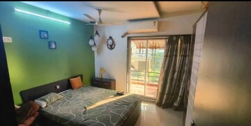 Bedroom in 2 BHK Apartment at Tharwani Rosewood Heights, Kharghar Sector 10 – for Rent