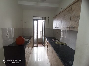 Kitchen in 2 BHK Apartment at Kalpataru Paramount B, Kapur Bawdi – for Rent