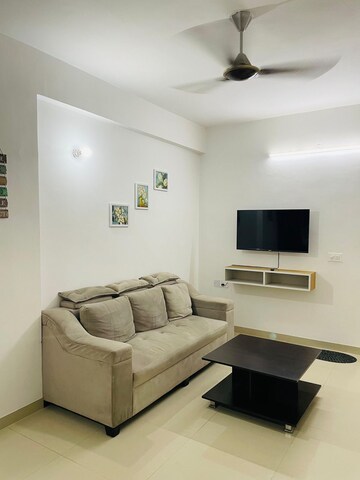 Team Area in 1 BHK Apartment at Shree Vardhman Green Court, Sector 90 – for Rent