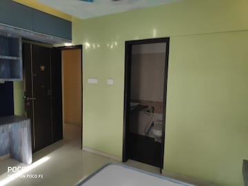 Room in 3 BHK Apartment at Amit Ved Vihar, Kothrud – for Rent