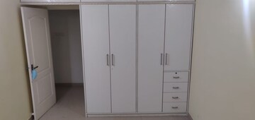 2 BHK Apartment For Rent in Swapnalok Towers, Malad East