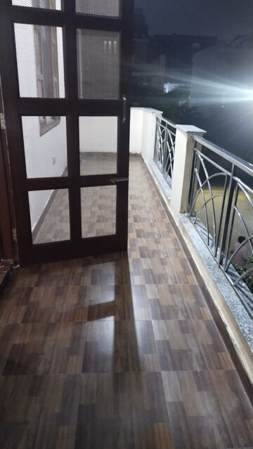 Balcony in 1 BHK Builder Floor at Sector 28 – for Rent
