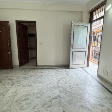 Room in 1 BHK Builder Floor at Palm Residency Chhatarpur, Rajpur Khurd Extension – for Rent