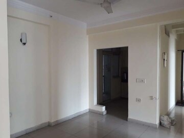 Room in 3 BHK Apartment at Mahagun Mascot, Sain Vihar – for Sale
