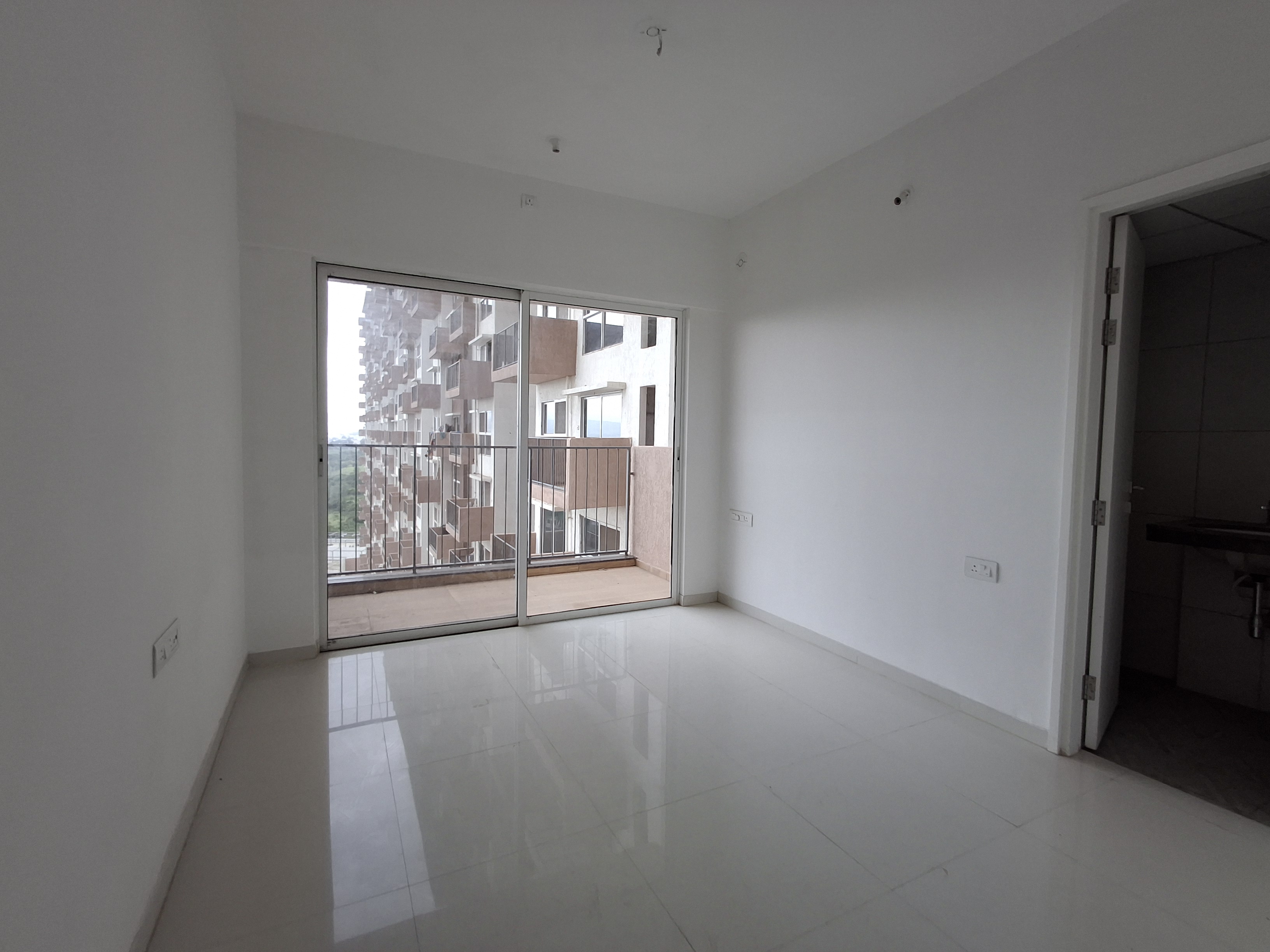 3 BHK 789 Sq.Ft. Apartment in Godrej Boulevard