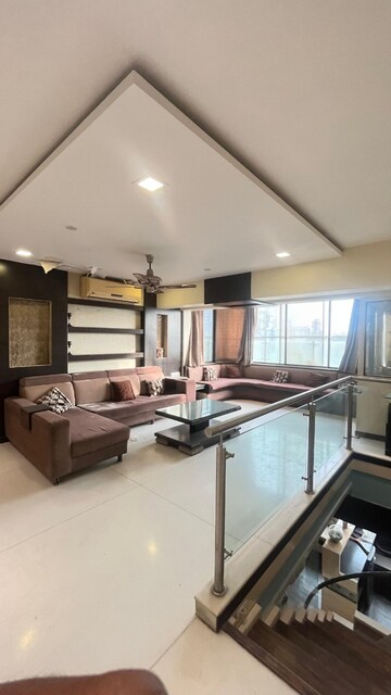 Gym in 4 BHK Apartment at Lokhandwala Complex, Andheri West – for Rent