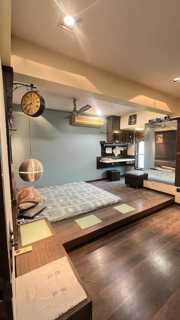 Gym in 4 BHK Apartment at Lokhandwala Complex, Andheri West – for Rent