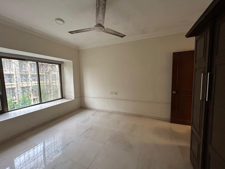 Room, versova 4 Bedroom 1800 Sq.Ft. Apartment In Versova Mumbai 9003872