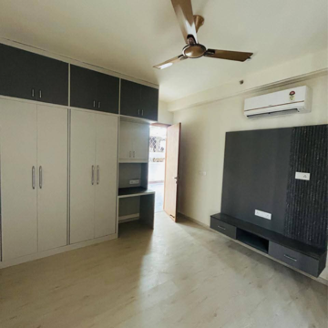Room in 3 BHK Apartment at M3M Heights, Sector 65 – for Rent