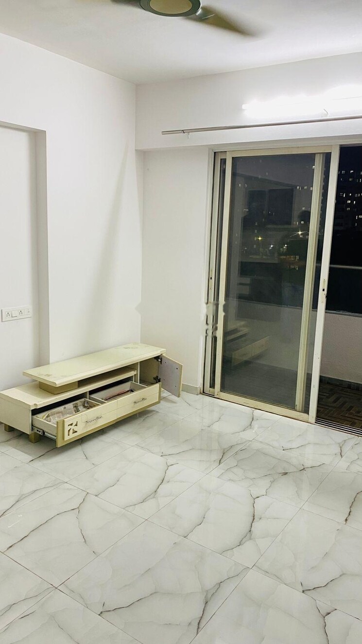 Bedroom, vtp-one 1 Bedroom 500 Sq.Ft. Apartment In Kharadi Pune 9003957