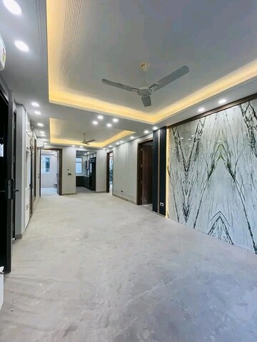 Room in 3 BHK Apartment at Palm Residency Chhatarpur, Chattarpur – for Rent