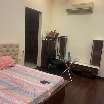 3 BHK Builder Floor For Rent in Balaji Homes Noida, Baraula