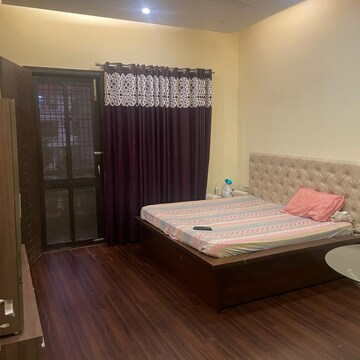 Bedroom in 3 BHK Builder Floor at Balaji Homes Noida, Baraula – for Rent