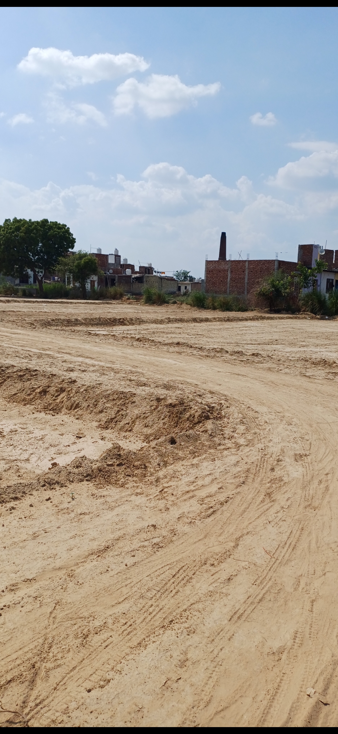 Plot For Sale in Dheeraj Nagar 