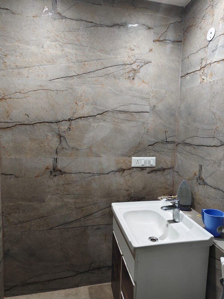 Bathroom, rps-savana 4 Bedroom 2360 Sq.Ft. Apartment In Sector 88 Faridabad 9004002